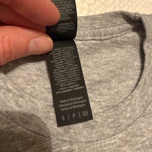 Disney | Gray Maleficent “Vacay Mode” Tee | size small - Picture 4 of 4